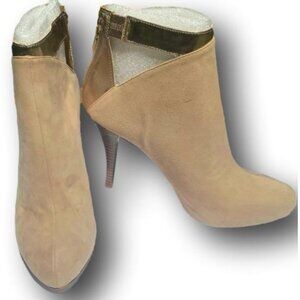 Guess Alfreda Beige & Gold Metallic Suede Bootie Size 10 Reg Price $139 Shoes